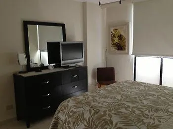 Beachfront Coral Beach Condo 圣胡安